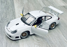 Autoart 1/18 Scale Model -