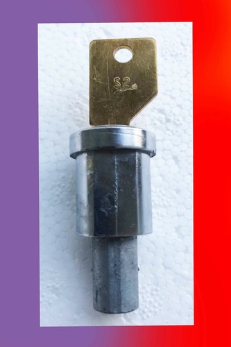 Key lock barrel for beaver - barrel,