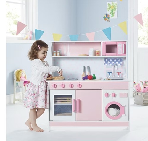 Pink wooden triple - triple, kitchen