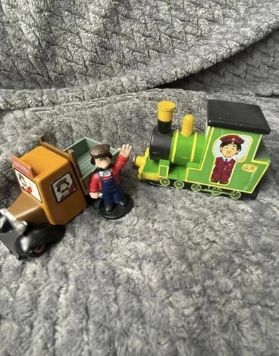 Postman pat toys corgi - pat,