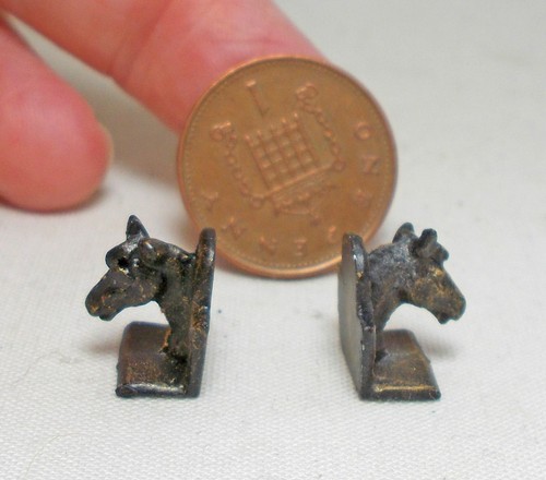 Dolls house miniature - dolls,