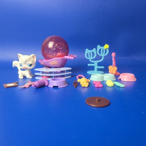 Hasbro littlest pet shop white - littlest,