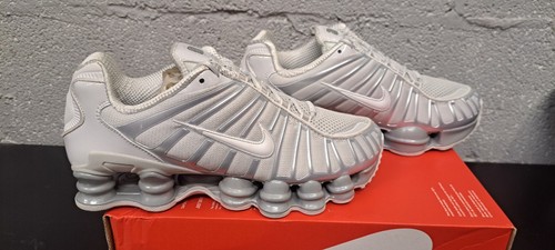 Nike shox uk5 - nike, eur