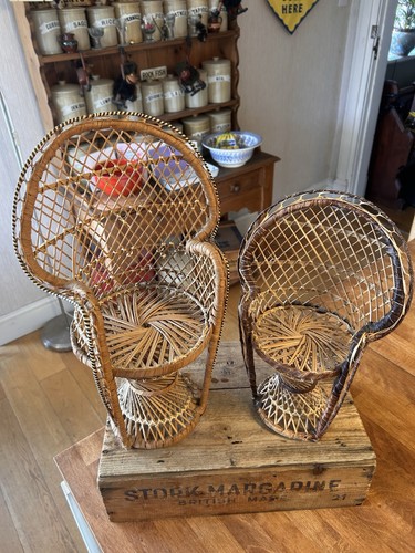 Pair small wicker - pair,