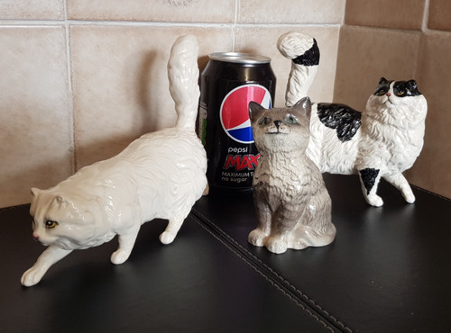 Royal doulton cat - royal, wg