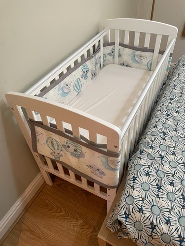 Wheeled baby cot with - , mattress
