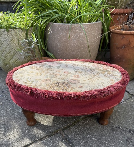 Vintage red floral foot - red,