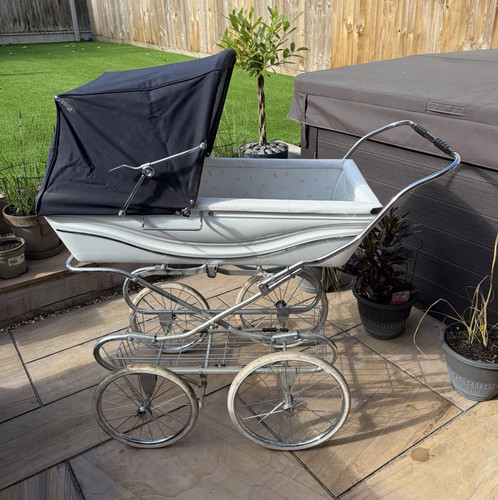 Vintage silver cross coach - ,