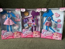 BNIB Sky Dancers Dream Dancers 3 x Fashion Outfits Dolls Clothes BNIB 2006 O994