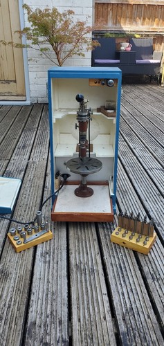 Sensitive drill pillar - drill,