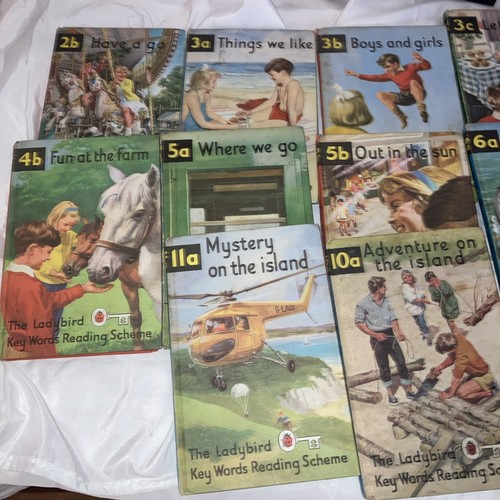 Vintage ladybird books job - books, lot