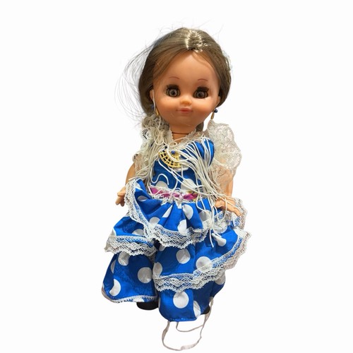 Vintage spanish doll - spanish, plastic