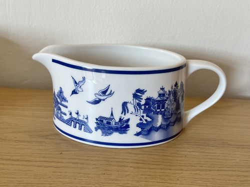 Willow pattern blue white - willow,
