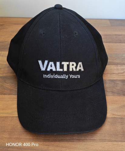 Valtra black cap - valtra,