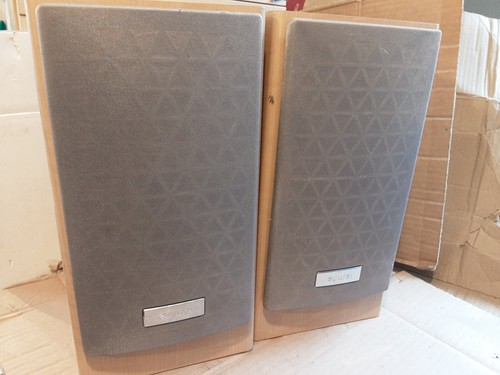 Pair aiwa g5 speakers - 1,