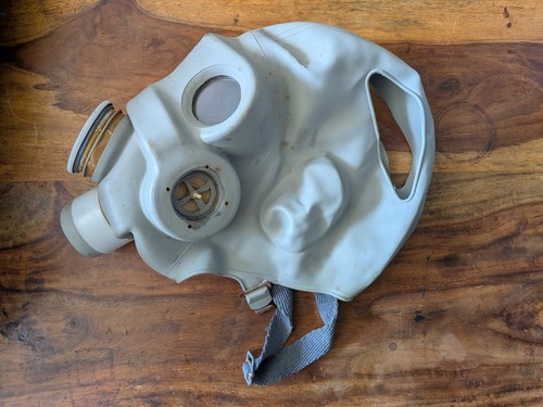 Gas mask full - gas, face