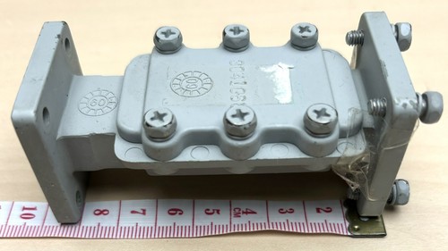 Straight waveguide adapter - straight,