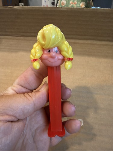 Pez pals blonde girl - pals,