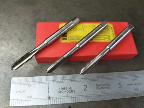 Dormer 8 hss tap set - m5,