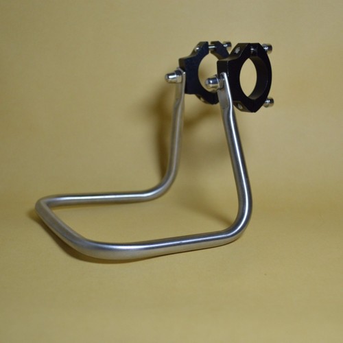 Cycle front rack 304 - front,