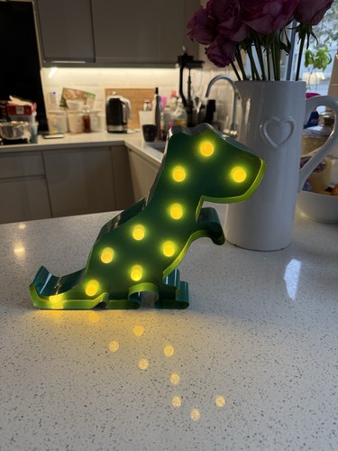 Green dinosaur rex metal - t-rex,