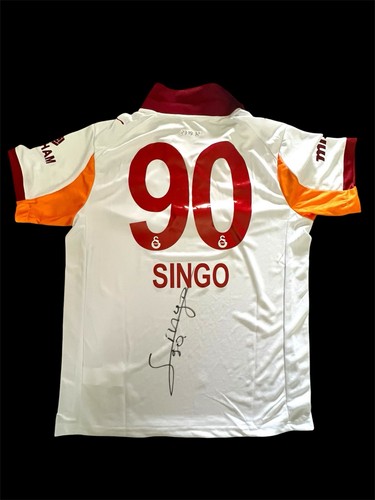 Wilfried singo hand signed - wilfried,