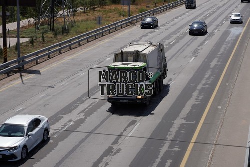 Truck photo scania 94d 260 - photo,