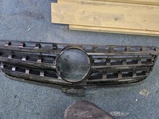 Mercedes Ml W166 Grille