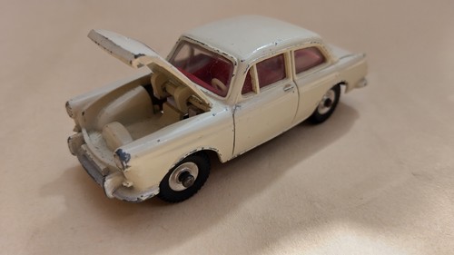 60s dinky toys 144 vw - no.144,
