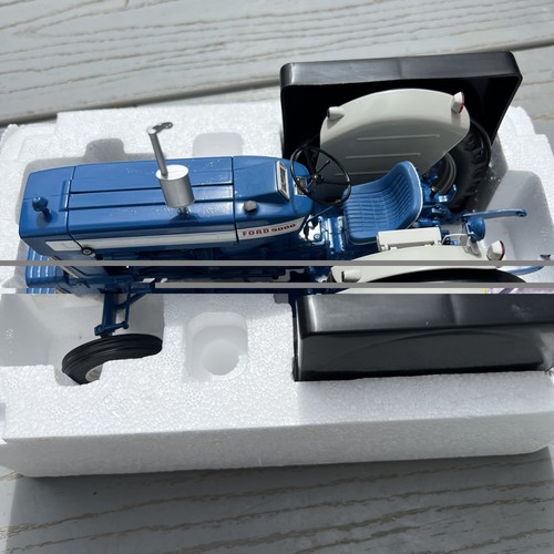 Universal hobbies ford 5000 - universal,