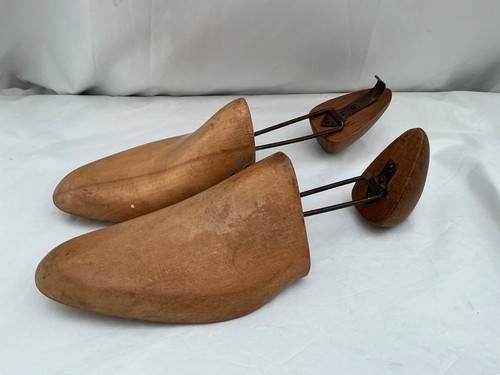 Vintage wooden shoe last - ,