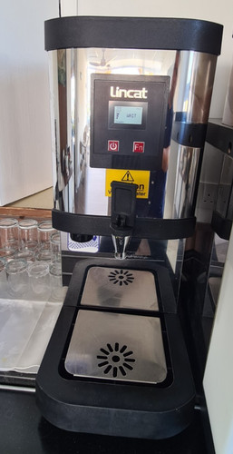 Lincat commercial hot - commercial,