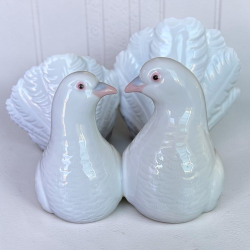 Lladro porcelain kissing - porcelain, doves