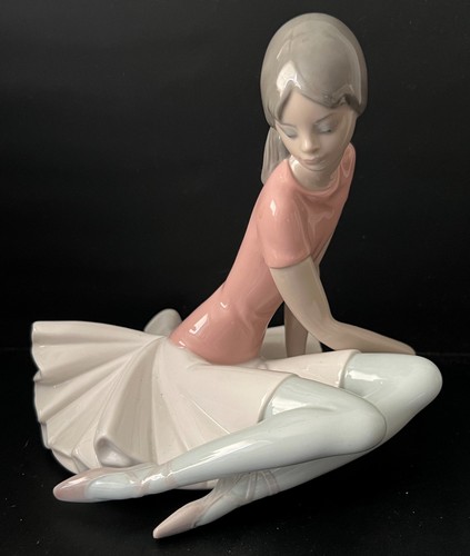 Lovely lladro ballet - lladro, dancer