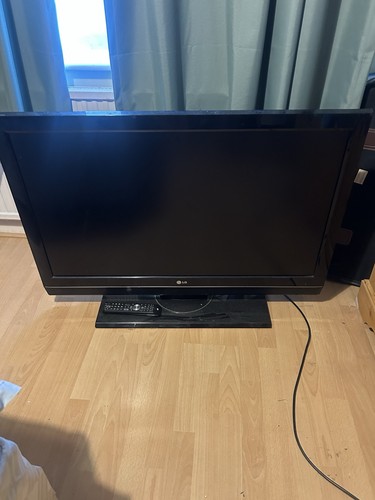Large screen 42in - screen,