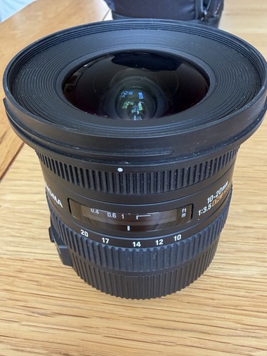 Sigma 20mm 5 - f/3.5, dc