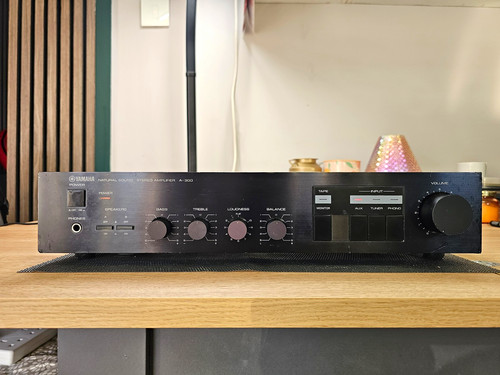 Yamaha 300 natural sound - yamaha,