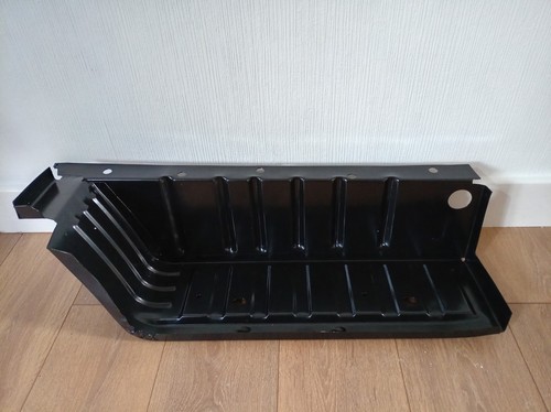 Front left s footwell - left,