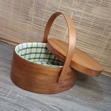 Vintage Shaker Oval Sewing