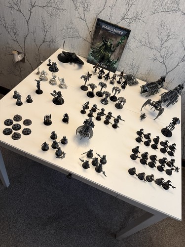 Warhammer 40k necron army - 40k,