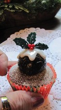 ARTIFICIAL FAKE CHRISTMAS PUDDING CUPCAKES DECORATION DISPLAY SHOP TV FILM PROP
