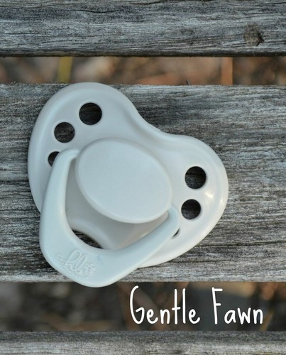 New honeybug magnetic pacifier - honeybug,