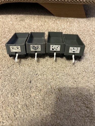 Tomy thomas friends - tomy, &