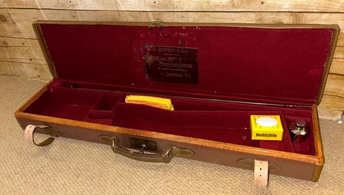 Antique brown canvas hunting - ,