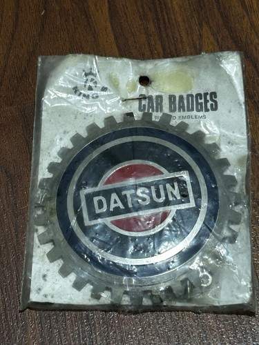Datsun king car badge - datsun,