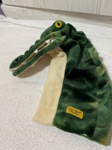 The puppet company - puppet, crocodile