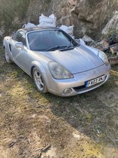 breaking toyota mr2 roadster 2001-2006