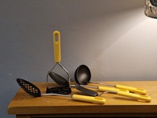 Vintage Yellow Handled set of