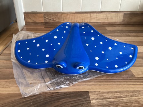 Disney finding nemo ray - finding,
