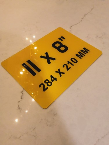 Square number plate - x,
